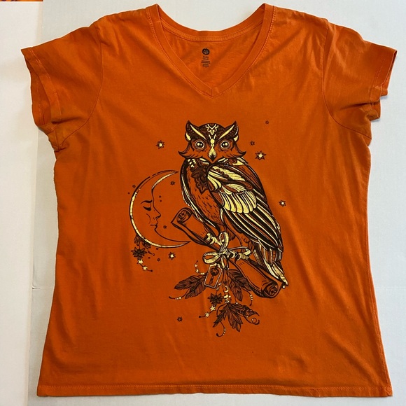 Holiday Tees Tops - Orange Owl Graphic Women's Short Sleeve‎ Tee - *please read notes*